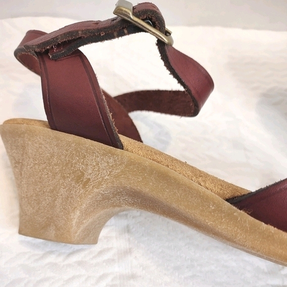 Quoddy Sandals - Picture 4 of 7